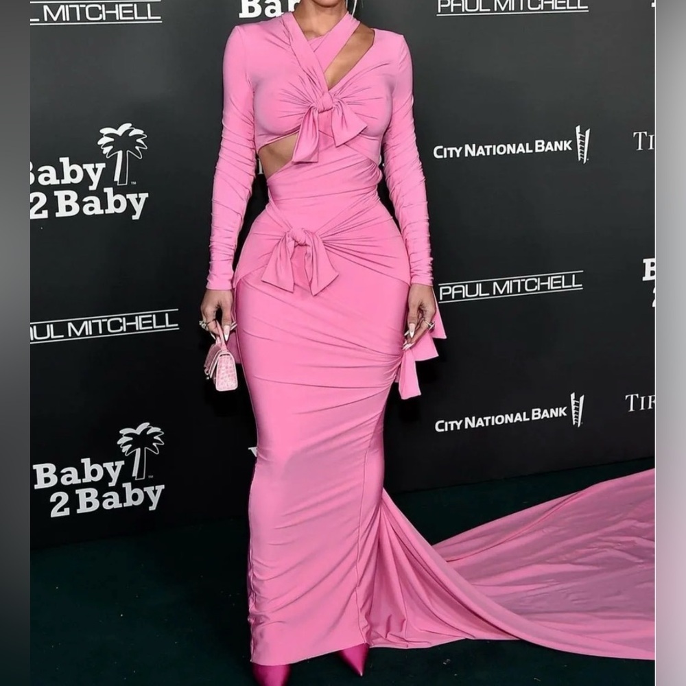 Elegant Pink Gown with Cutout Design